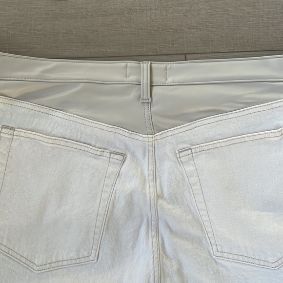 NWT Abercrombie and Fitch 90's straight high waisted plus size jeans - Picture 10 of 10